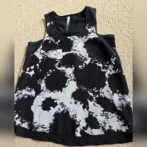 🌈Kensie Layered Sleeveless Marbled Tank Top